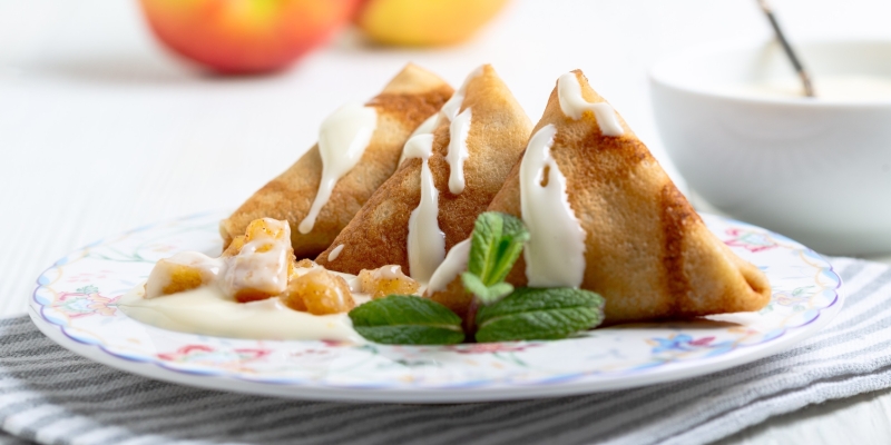 10 способов красиво завернуть блины с начинкой