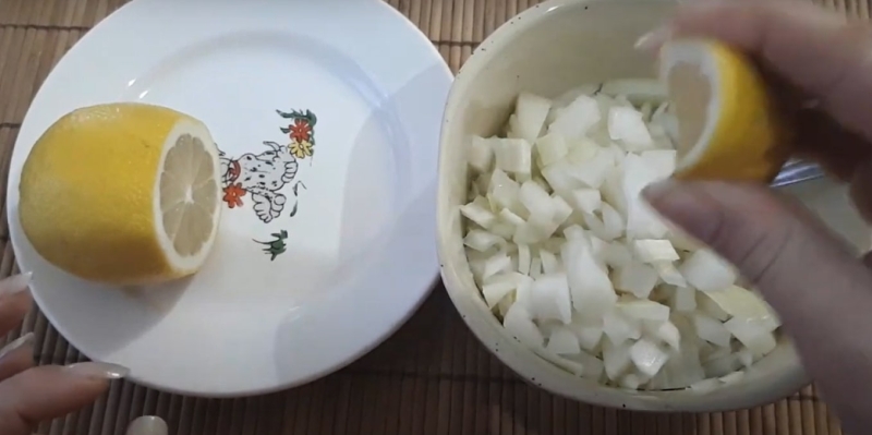 Как убрать горечь из лука