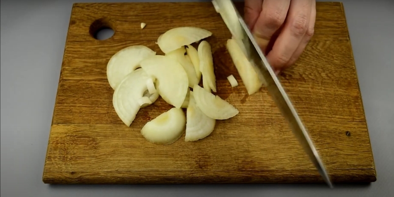 Как убрать горечь из лука