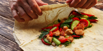 Как правильно завернуть шаурму в лаваш